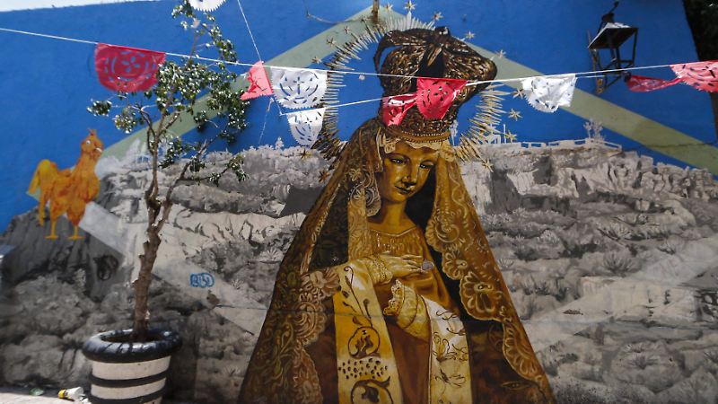 Dos Visiones un Mismo Espacio / Murales Hércules